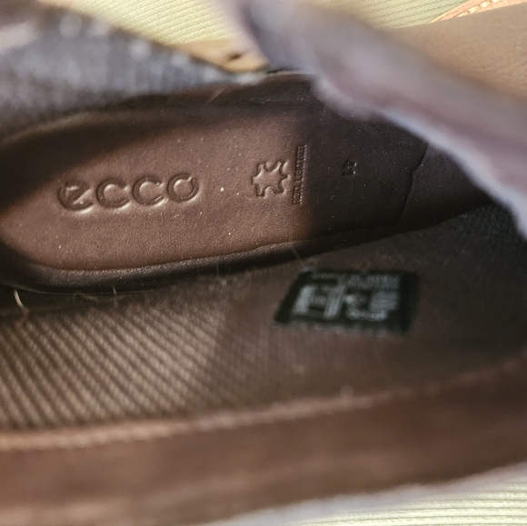 ECCO Water Resistant Low Ankle Boot Color Shale Size41 Us 10.5.like New - Picture 5 of 7